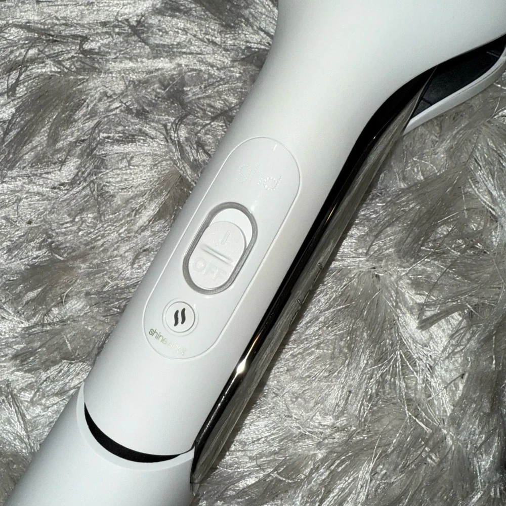 ghd Duet Style 2-in-1 Hot Air Styler - Picture 7 of 9
